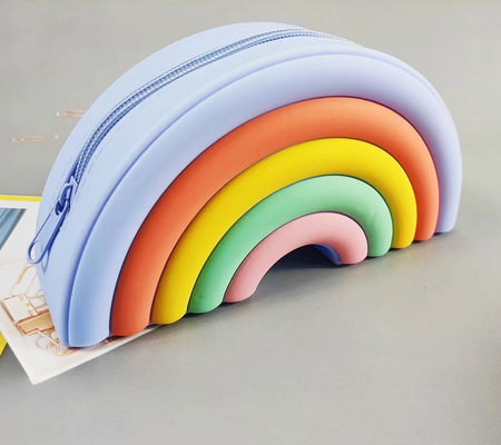 Dobra cena. Rainbow Pop Shoulder Purse Fidget Toys Bag Sensory Silicone Rainbow Clouds Backpack Dla Dziewczyn Ołówek Ołówek Pudełko Dzieci prezenty w Internecie